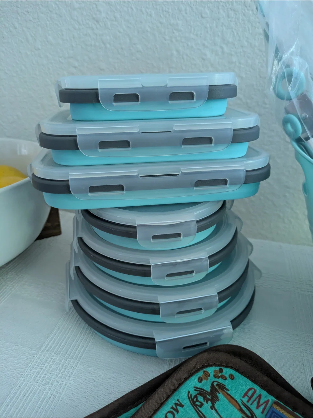 FINAL DEAL! KitchenAid Turquoise Kitchen Tool Set with Coffee-Themed Oven Mitts